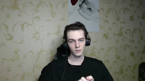 traqqq online show from March 15, 3:18 pm