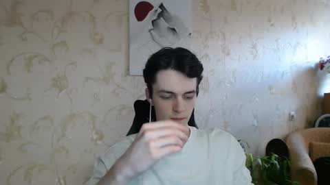 traqqq online show from May 30, 1:52 pm
