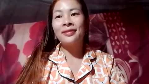 xuxulove00 online show from September 22, 12:56 am