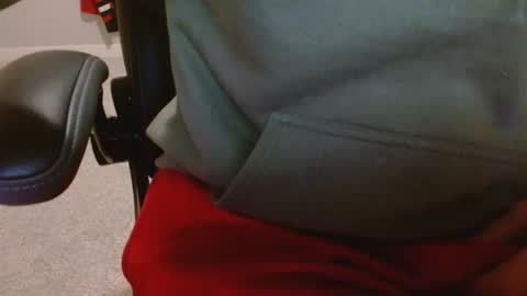 Snapshot of xx_cum4you_xx chatting on November 25, 11:32 am cum4you online show from November 25, 11:32 am