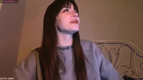 Lily online show from February 3, 5:29 pm