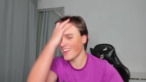 raul online show from September 18, 2:13 am