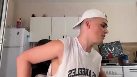 raul online show from August 8, 6:54 pm
