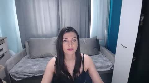 deea online show from February 10, 9:46 am