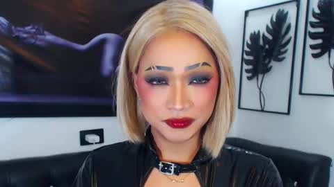 xxasian_goddessxx online show from July 19, 7:17 pm