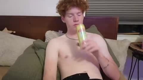 Snapshot of xxginger_ chatting on October 6, 5:05 am XxGinger online show from October 6, 5:05 am
