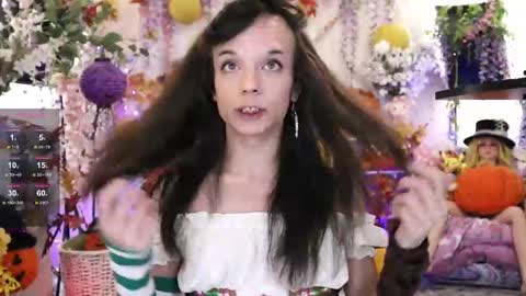 Haylee Marie  online show from October 19, 11:05 pm