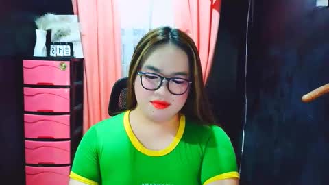 xxirene online show from February 16, 6:31 am