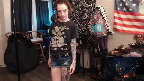 Lilith online show from October 4, 3:15 am
