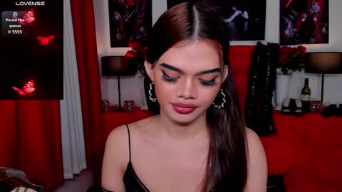 Snapshot of xxnaughty_angel chatting on February 2, 8:24 am Angel online show from February 2, 8:24 am