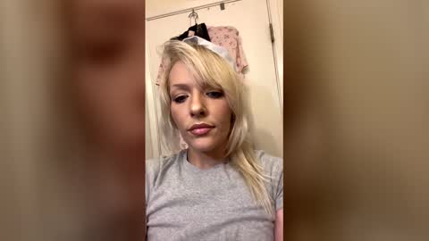 xxsamiibooxx online show from January 16, 12:36 am