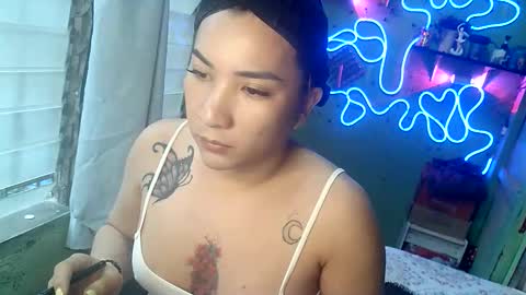 Snapshot of xxsassyfox chatting on January 16, 9:13 am xxsassyfox online show from January 16, 9:13 am