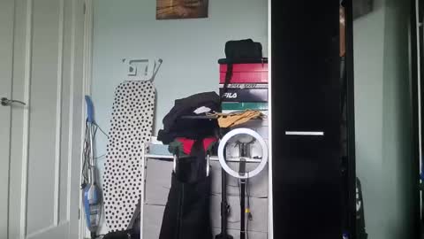 Snapshot of xxsddfc3w chatting on January 22, 1:11 pm xxsddfc3w online show from January 22, 1:11 pm