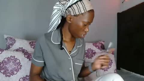 xxsexytalia28 online show from January 17, 10:53 am