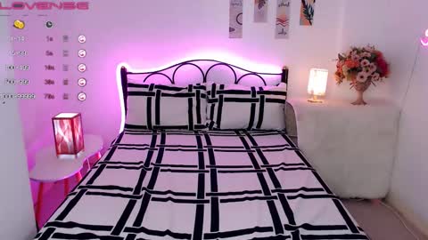 Pau Madrigal online show from December 28, 2:21 pm