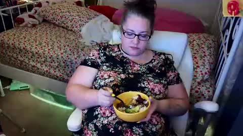 Strawberry Jane online show from July 1, 4:58 am