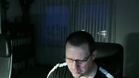 Eddi online show from December 15, 6:50 am