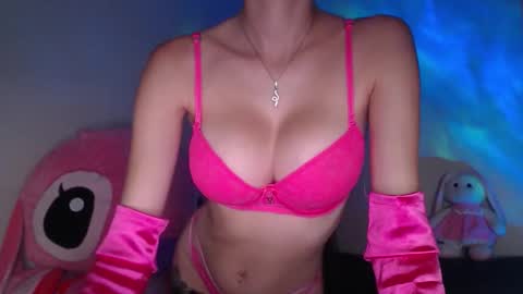 Snapshot of xxx_barbie_ chatting on November 2, 9:28 pm Kath online show from November 2, 9:28 pm