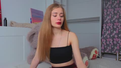 Snapshot of xxx_hotbae_xxx chatting on May 6, 7:13 am Eva online show from May 6, 7:13 am