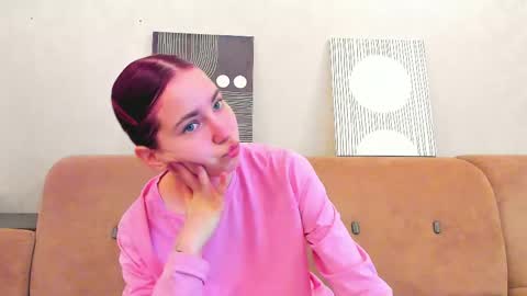 Snapshot of xxx_hotbae_xxx chatting on May 31, 7:04 am Eva online show from May 31, 7:04 am