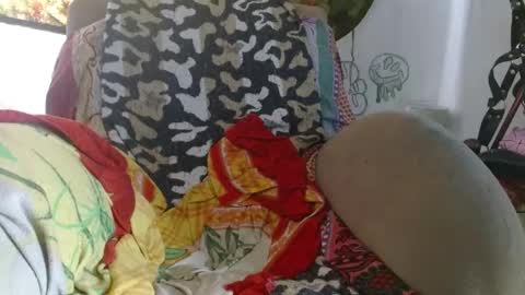   LILI  online show from December 16, 2:16 pm