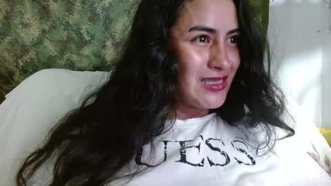   LILI  online show from January 2, 4:09 am