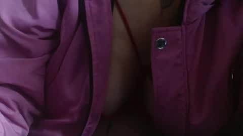   LILI  online show from January 6, 2:48 am