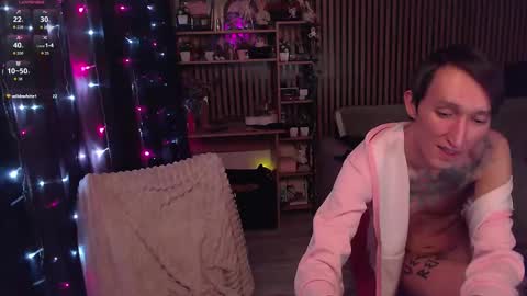 Ray and Andy online show from March 20, 6:46 pm