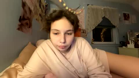 xxxangelcakes online show from March 3, 4:07 am