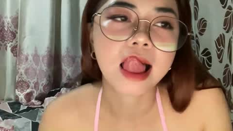 Snapshot of xxxblueberry chatting on September 13, 3:34 pm xxxblueberry online show from September 13, 3:34 pm