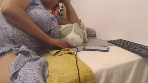 Ayanda online show from January 30, 7:37 pm