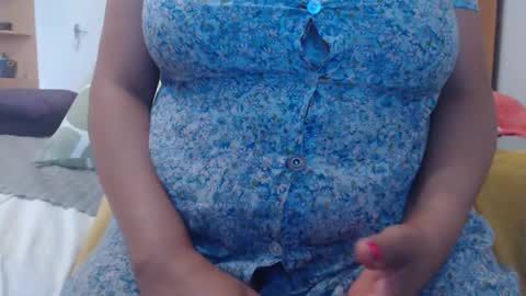 Ayanda online show from February 9, 3:23 pm