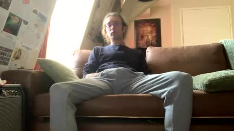 Snapshot of xxxcheesyguy69 chatting on September 9, 1:54 pm xxxcheesyguy69 online show from September 9, 1:54 pm