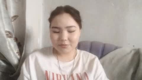 xxxcutekittyx online show from April 18, 9:02 am