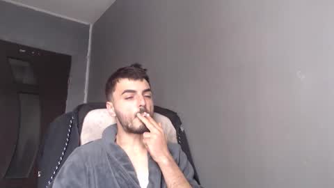 xxxdonpuiuuxxx online show from November 12, 9:53 am