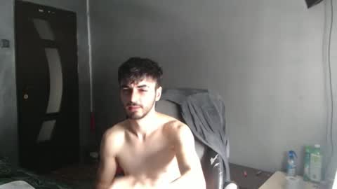 xxxdonpuiuuxxx online show from February 18, 9:27 am