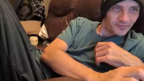 Snapshot of xxxfredmtlxxx chatting on January 13, 5:44 am xxfredmtl18xx online show from January 13, 5:44 am