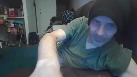 Snapshot of xxxfredmtlxxx chatting on January 29, 11:09 am xxfredmtl18xx online show from January 29, 11:09 am