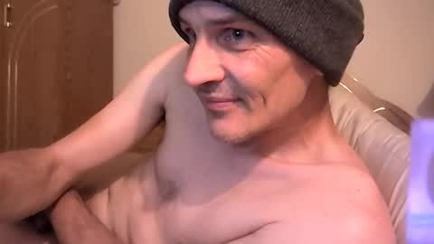 xxfredmtl18xx online show from November 10, 12:09 am