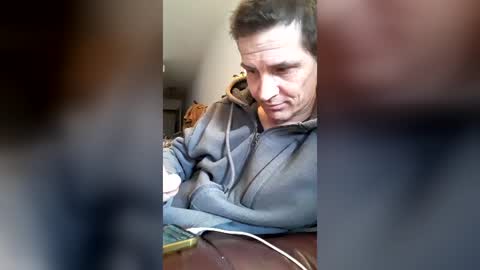 Snapshot of xxxfredmtlxxx chatting on June 20, 9:17 pm xxfredmtl18xx online show from June 20, 9:17 pm