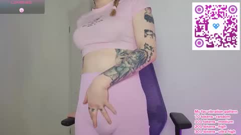 Snapshot of xxxhentaition chatting on January 9, 6:10 pm Keira online show from January 9, 6:10 pm