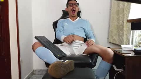 Kev online show from December 15, 7:40 pm