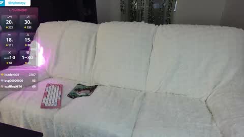 Snapshot of xxxhoneyxx chatting on February 19, 2:01 am Onlyfanz online show from February 19, 2:01 am