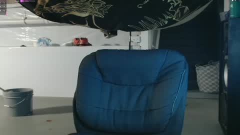 Snapshot of xxxjrstrokesxxx chatting on February 19, 1:40 am xxxjrstrokesxxx online show from February 19, 1:40 am