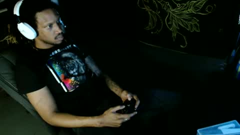 Snapshot of xxxjrstrokesxxx chatting on February 26, 8:00 pm xxxjrstrokesxxx online show from February 26, 8:00 pm