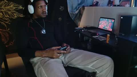 Snapshot of xxxjrstrokesxxx chatting on March 5, 6:01 am xxxjrstrokesxxx online show from March 5, 6:01 am