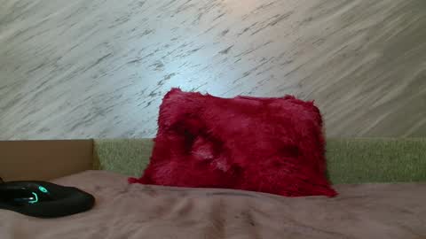 Snapshot of xxxlola_ chatting on March 1, 5:31 am Lola online show from March 1, 5:31 am