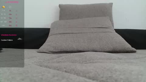 Snapshot of xxxlola_ chatting on September 24, 10:29 am Lola online show from September 24, 10:29 am