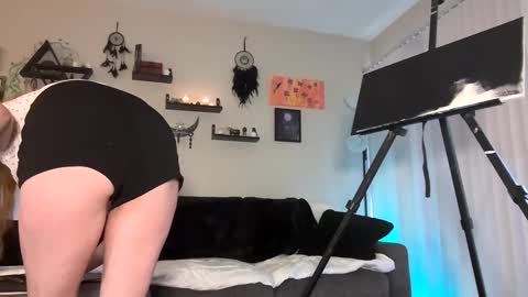 Lola online show from September 10, 12:32 am