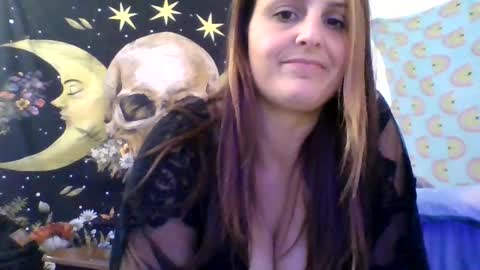 Misti online show from October 11, 5:28 am